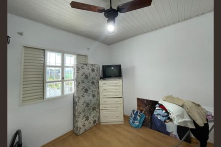 Casa à venda com 250m², 2 quartos e 2 vagas Casa à venda com 250m², 2 quartos e 2 vagasQuarto 2
