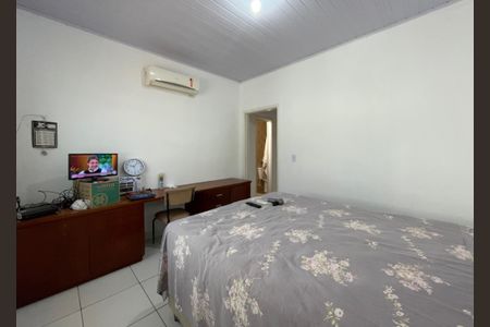 Casa à venda com 250m², 2 quartos e 2 vagas Casa à venda com 250m², 2 quartos e 2 vagasQuarto