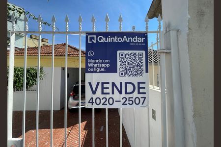 Casa à venda com 250m², 2 quartos e 2 vagas Casa à venda com 250m², 2 quartos e 2 vagasPlaquinha