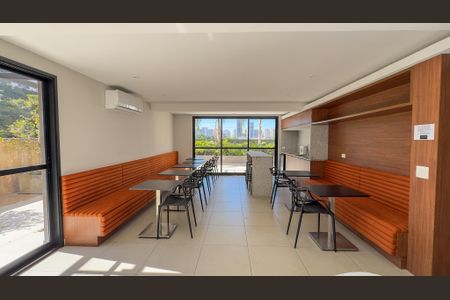 Studio à venda com 27m², 1 quarto e sem vagaSalão de Festas