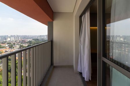 Varanda de kitnet/studio à venda com 1 quarto, 28m² em Santo Amaro, São Paulo