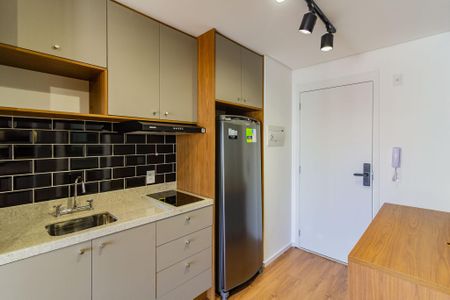 Studio para alugar com 28m², 1 quarto e sem vaga Studio para alugar com 28m², 1 quarto e sem vagaCozinha