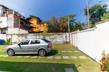 Casa para alugar com 250m², 3 quartos e 9 vagasÁrea externa
