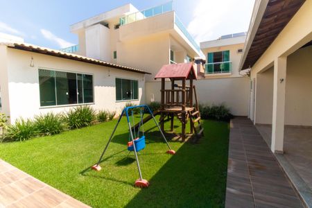 Casa para alugar com 250m², 3 quartos e 9 vagasÁrea externa
