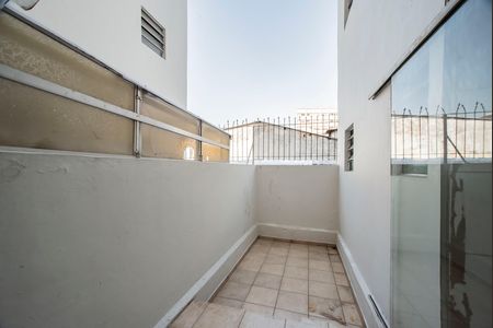 Apartamento à venda com 76m², 2 quartos e sem vagaÁrea de Serviço