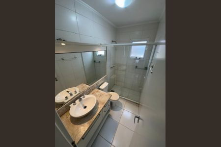 Casa de condomínio para alugar com 155m², 3 quartos e 2 vagasBanheiro 3