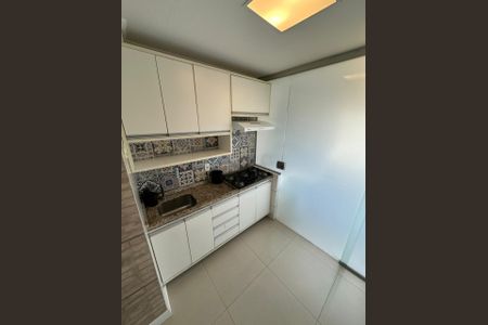 Casa de condomínio para alugar com 155m², 3 quartos e 2 vagasCozinha