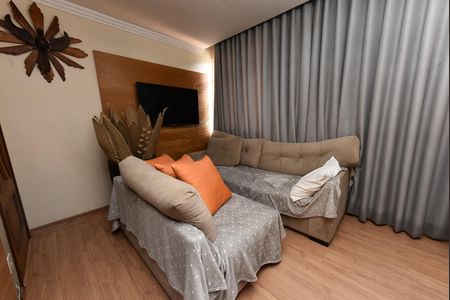 Sala de apartamento à venda com 3 quartos, 86m² em Novo Riacho, Contagem