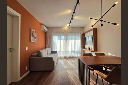 Sala de apartamento para alugar com 1 quarto, 51m² em Indianópolis, São Paulo