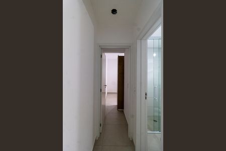Corredor - Quarto de apartamento para alugar com 1 quarto, 28m² em Vila Medeiros, São Paulo