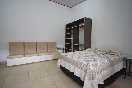 Sala - quarto de kitnet/studio para alugar com 1 quarto, 25m² em Rio Tavares, Florianópolis