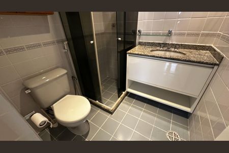 Apartamento à venda com 72m², 2 quartos e 2 vagasBanheiro