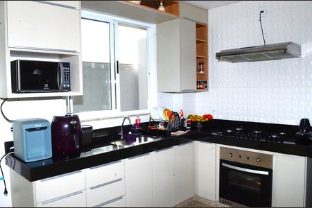 Apartamento à venda com 150m², 2 quartos e 3 vagasCozinha