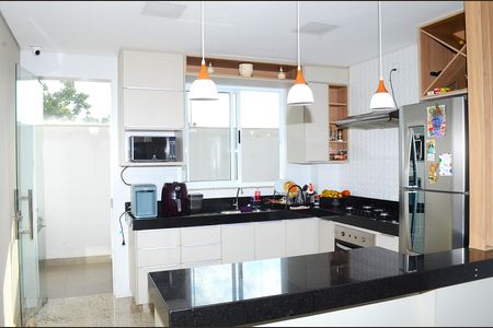 Apartamento à venda com 150m², 2 quartos e 3 vagasCozinha