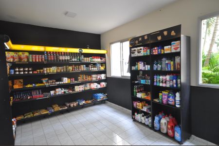 Apartamento para alugar com 64m², 3 quartos e 1 vagaMini Market