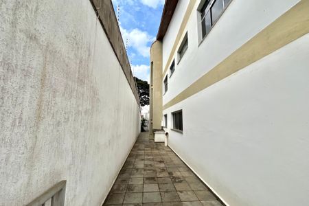 Casa para alugar com 750m², 5 quartos e 8 vagasQuintal