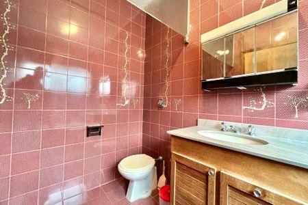 Casa para alugar com 750m², 5 quartos e 8 vagasBanheiro da Suíte 2