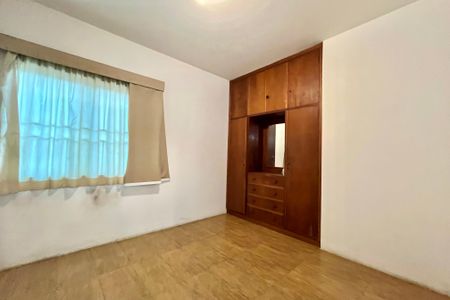 Casa para alugar com 750m², 5 quartos e 8 vagasQuarto de Serviço