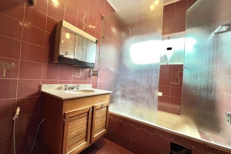 Casa para alugar com 750m², 5 quartos e 8 vagasBanheiro da Suíte 2