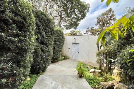 Casa para alugar com 750m², 5 quartos e 8 vagasHall de entrada