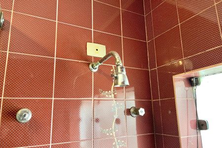 Casa para alugar com 750m², 5 quartos e 8 vagasBanheiro da Suíte 2