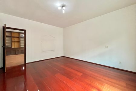 Casa para alugar com 750m², 5 quartos e 8 vagasSuite 1