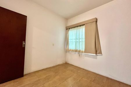 Casa para alugar com 750m², 5 quartos e 8 vagasQuarto de Serviço