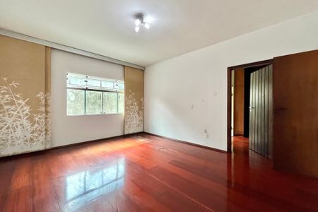 Casa para alugar com 750m², 5 quartos e 8 vagasSuite 1