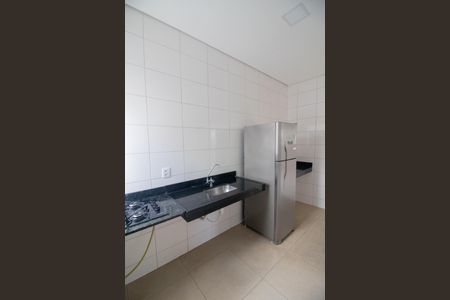 Apartamento para alugar com 42m², 2 quartos e 1 vaga Apartamento para alugar com 42m², 2 quartos e 1 vagaÁrea comum - Salão de festas