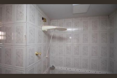 Casa de condomínio para alugar com 450m², 5 quartos e 3 vagasBanheiro