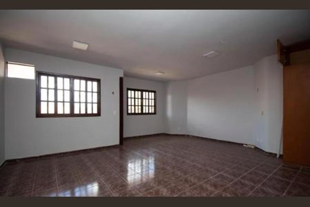 Casa de condomínio para alugar com 450m², 5 quartos e 3 vagasQuarto