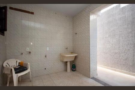 Casa de condomínio para alugar com 450m², 5 quartos e 3 vagasÁrea de serviço