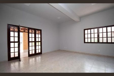 Casa de condomínio para alugar com 450m², 5 quartos e 3 vagasSala