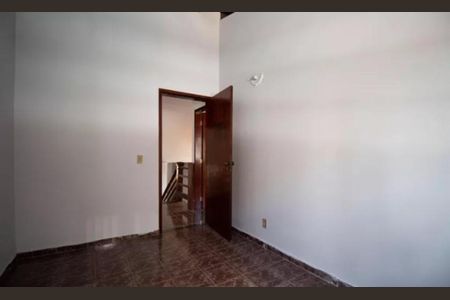 Casa de condomínio para alugar com 450m², 5 quartos e 3 vagasQuarto