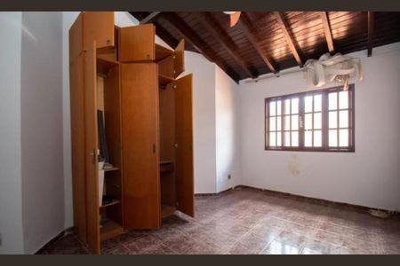 Casa de condomínio para alugar com 450m², 5 quartos e 3 vagasQuarto