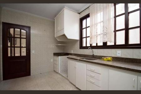 Casa de condomínio para alugar com 450m², 5 quartos e 3 vagasCozinha