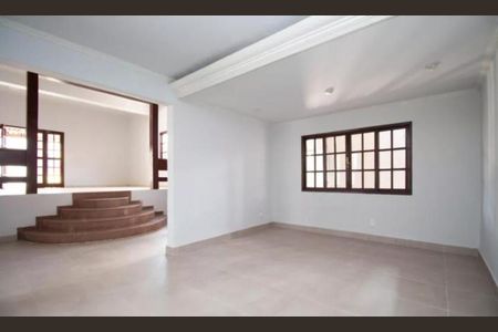 Sala de casa de condomínio para alugar com 5 quartos, 450m² em Jardim Botânico, Brasília