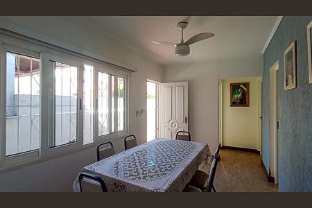 Casa à venda com 182m², 4 quartos e 2 vagasCopa 