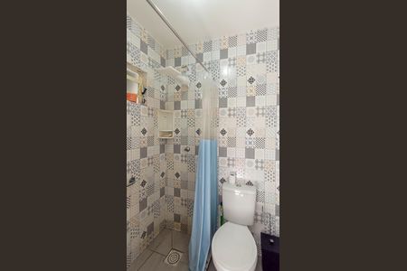 Casa à venda com 182m², 4 quartos e 2 vagasBanheiro 