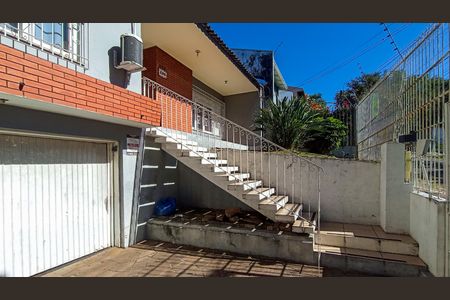 Casa à venda com 182m², 4 quartos e 2 vagasÁrea frente 