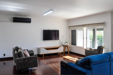Sala  de casa à venda com 4 quartos, 182m² em Vila Joao Pessoa, Porto Alegre