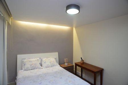 Apartamento à venda com 221m², 5 quartos e 3 vagas Apartamento à venda com 221m², 5 quartos e 3 vagasQuarto 2