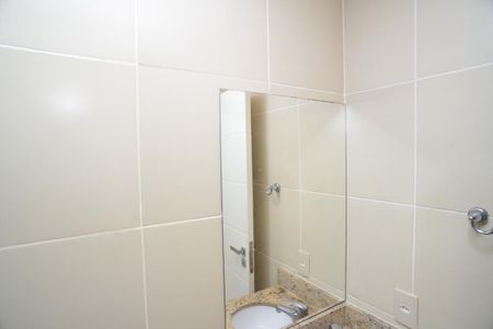 Apartamento à venda com 221m², 5 quartos e 3 vagas Apartamento à venda com 221m², 5 quartos e 3 vagasBanheiro de Serviço