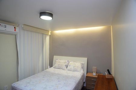 Apartamento à venda com 221m², 5 quartos e 3 vagas Apartamento à venda com 221m², 5 quartos e 3 vagasQuarto 2