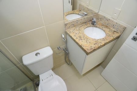 Apartamento à venda com 221m², 5 quartos e 3 vagas Apartamento à venda com 221m², 5 quartos e 3 vagasBanheiro de Serviço