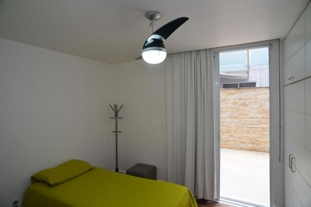 Apartamento à venda com 221m², 5 quartos e 3 vagas Apartamento à venda com 221m², 5 quartos e 3 vagasQuarto 1