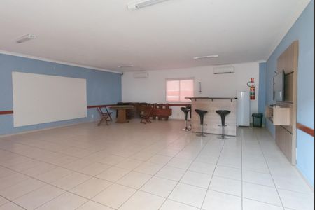 Apartamento para alugar com 55m², 2 quartos e 1 vagaÁrea comum - Salão de festas