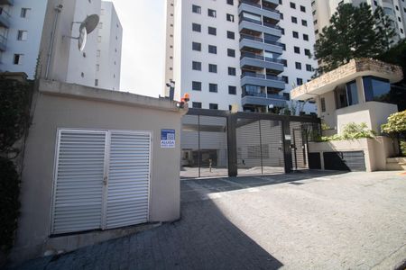 Apartamento para alugar com 98m², 3 quartos e 2 vagas Apartamento para alugar com 98m², 3 quartos e 2 vagasFACHADA