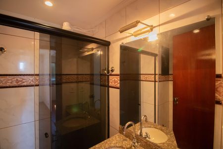 Apartamento para alugar com 98m², 3 quartos e 2 vagas Apartamento para alugar com 98m², 3 quartos e 2 vagasBANHEIRO