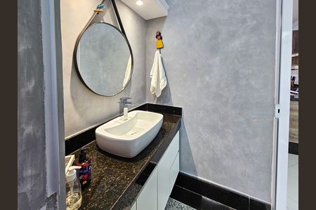 Casa à venda com 347m², 3 quartos e 6 vagas Casa à venda com 347m², 3 quartos e 6 vagasLavabo